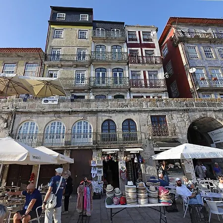 Flh Ribeira With River View شقة *