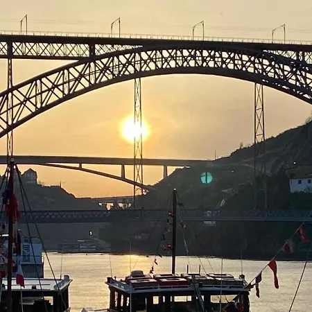 Flh Ribeira With River View * Porto